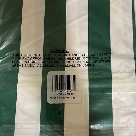 Vtg. Outdoor Tablecloth 70” - Picture 7 of 8